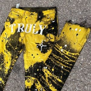 I make custom stack jeans any colors you want and words & numbers